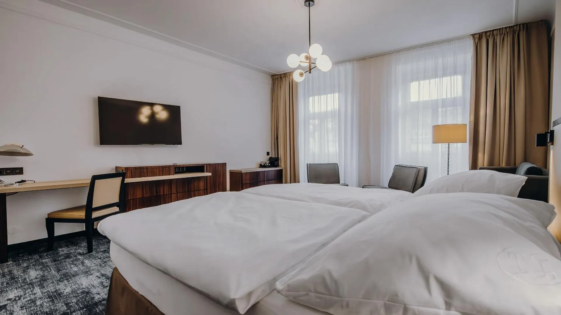 ****  EA Hotel Esplanade Karlovy Vary República Checa