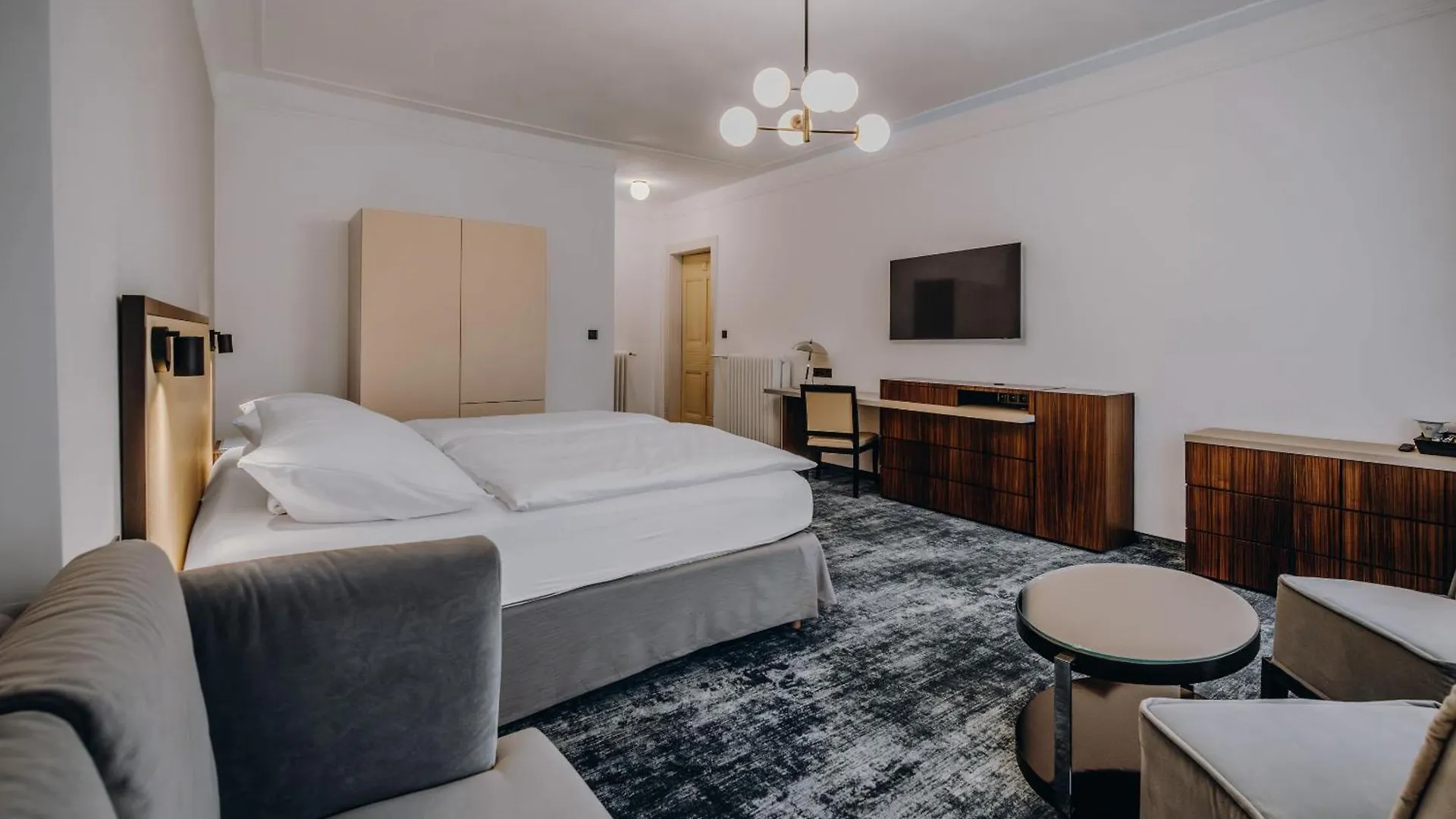 ****  Hotel Esplanade Carlsbad à Karlovy Vary République tchèque